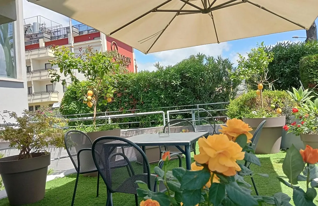 Hotel Maiuri Pompei-1
